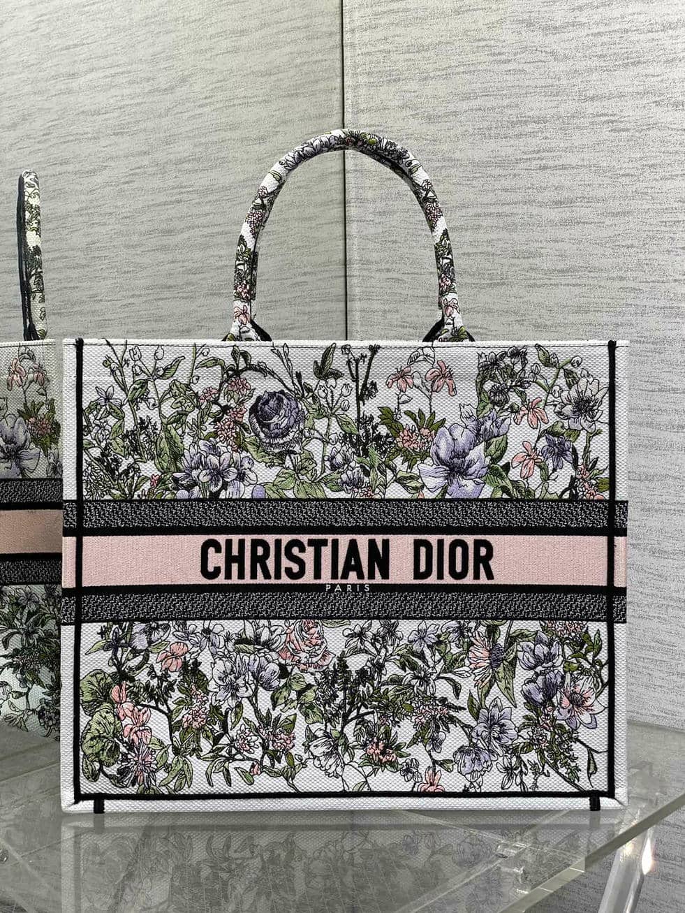 2025New Tote 00110